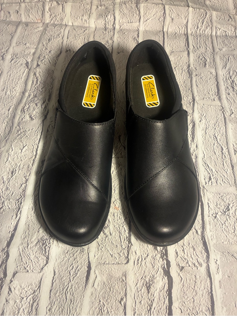 Clarks Black Leather Slip-On Comfort Shoes Size 7.5 Clarks Black Slip Resistant